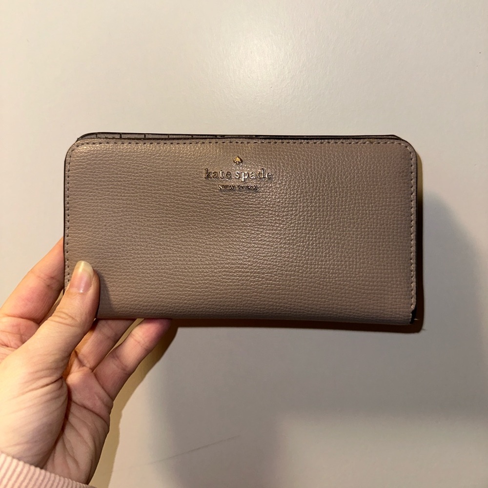 Kate spade wallet